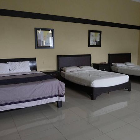 Aldeoz Villa Ciater Sarireja Ngoại thất bức ảnh