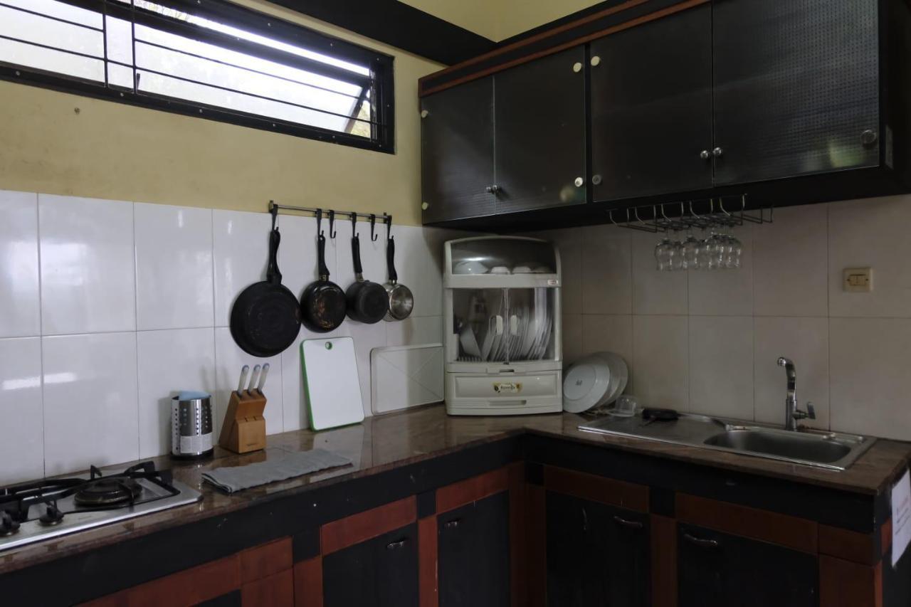 Aldeoz Villa Ciater Sarireja Ngoại thất bức ảnh